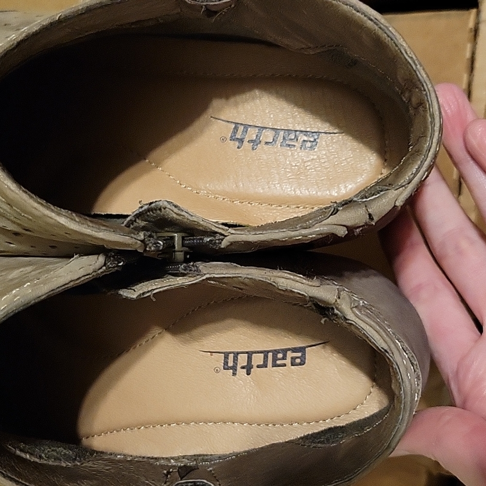Earth Marion ankle boots - Picture 7 of 7